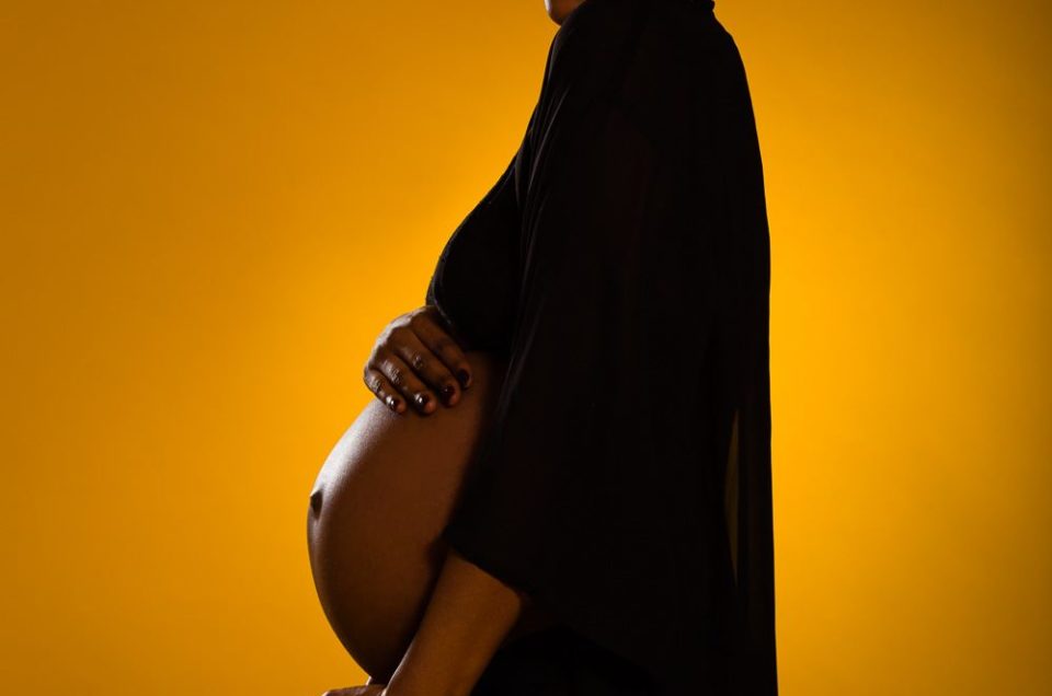 maternité genève séance photo enceinte grossesse maquillage maquilleuse photographe bébé