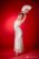 Femme dansant le flamenco en robe de mariée sur fond rouge
